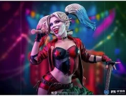 DC Comics: Harley Quinn 1:3 Scale Statue