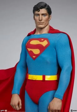 DC Comics: Superman 1978 Movie – Premium 1:4 Scale Statue -Optimal Model Geschäft christopher reeve superman the movie statue premium format sideshow bunker158 8