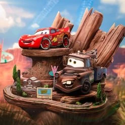 Cars Deluxe Art Scale Statue 1/10 Lightning Mcqueen & Hook 31 Cm
