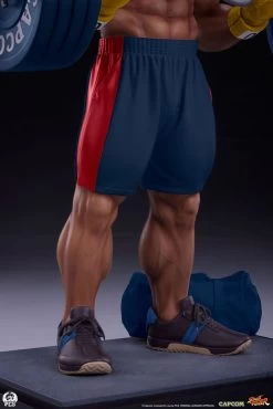 Street Fighter Premier Series Statue 1/4 Evil Ryu: Powerlifting 53 Cm -Optimal Model Geschäft x pcssfclryufit14ev t